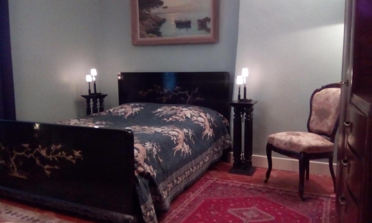 Au Gre Du Voyage Apartment Uzès Екстериор снимка